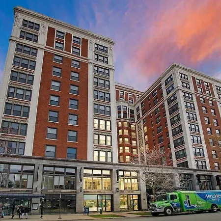 2Br Comfy And Roomy Apt In Chicago - Del Prado 1013